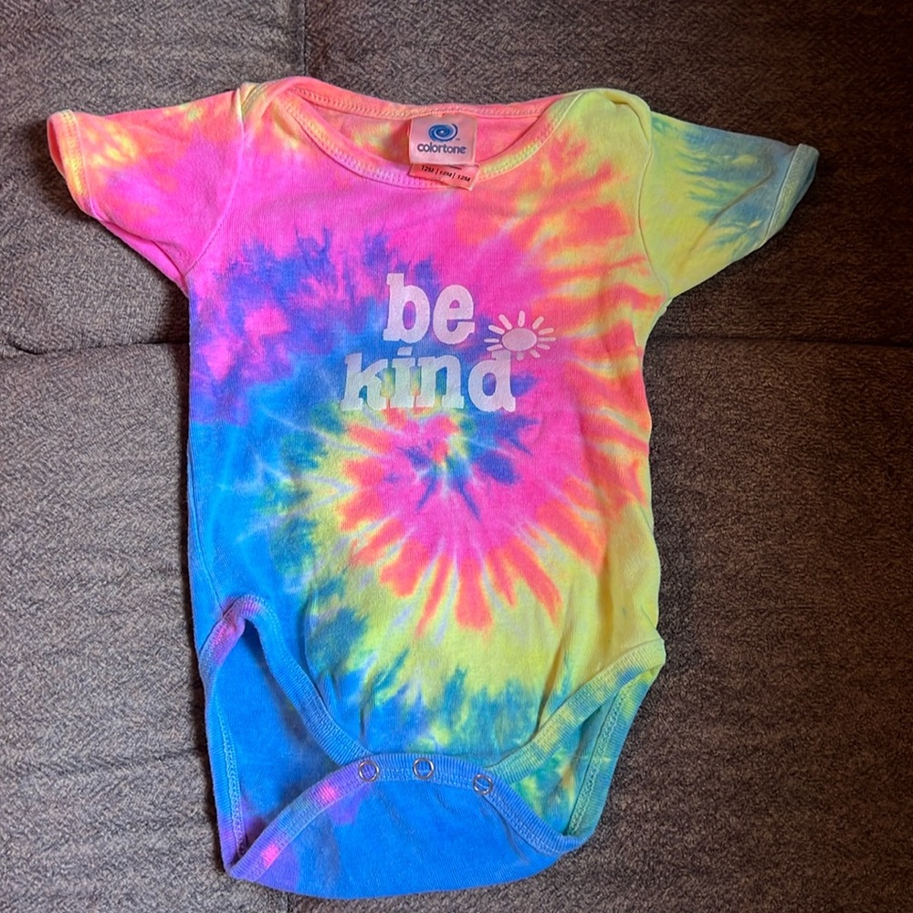 Sunshine Sisters Be Kind 12 Mo Onesie